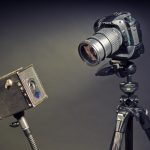 Ghid pentru alegerea unui aparat foto în 2026: senzor, autofocus, video și obiective