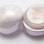 De ce expirarea cremei cu SPF este importantă